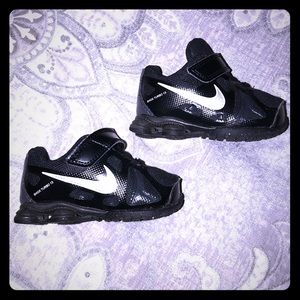 Baby Nike Shox! Black, size 3c